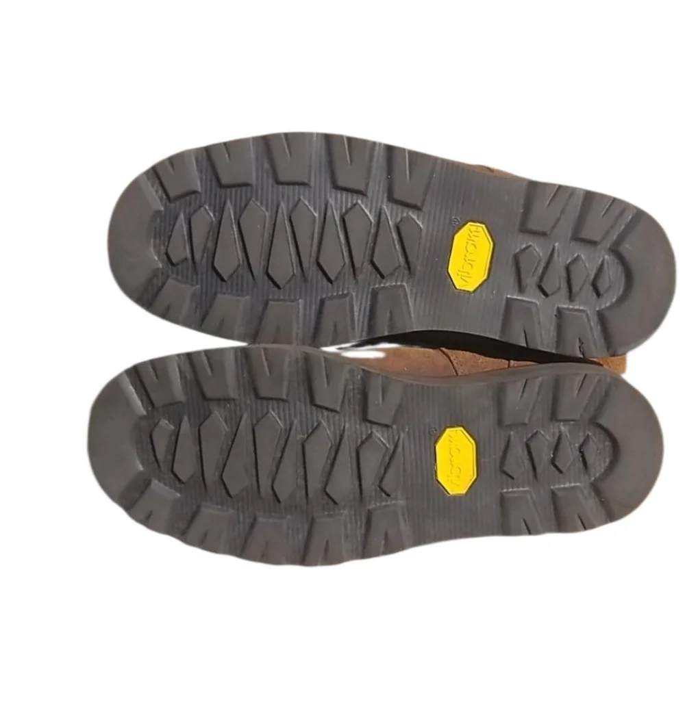 UGG stylish durable